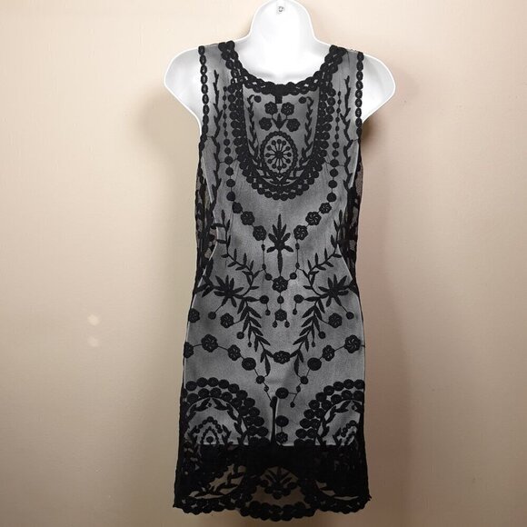 Neiman Marcus Embroidered Sheer Mesh Stretch Floral Mini Bodycon Dress S/M - Picture 4 of 10